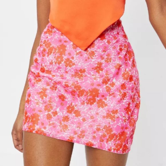 NWT Nasty Gal Sparkly Pink & Red Floral Chiffon Bias Cut Print Skirt - Picture 2 of 5